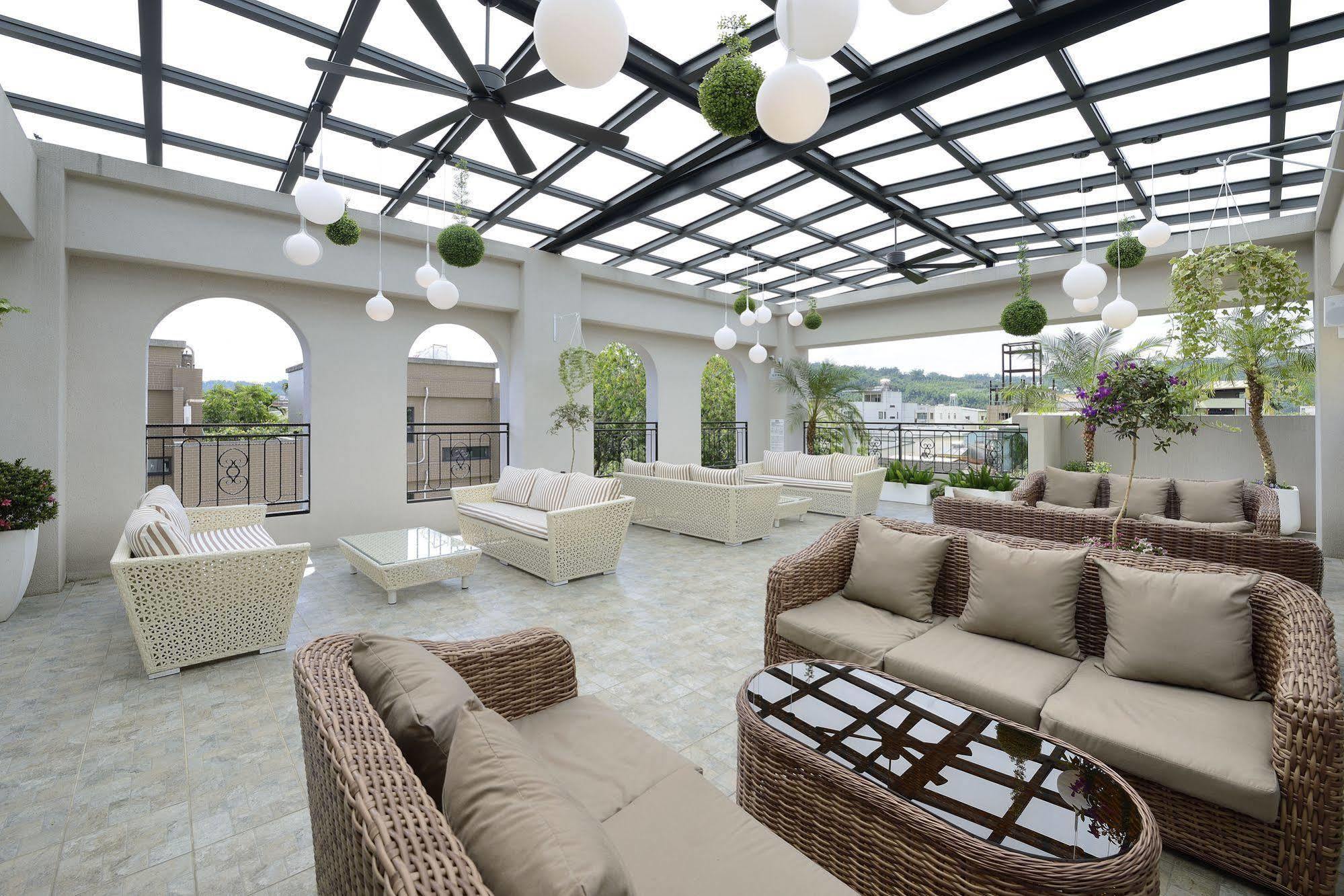 Caffir Garden Hotel Jiji Exterior photo