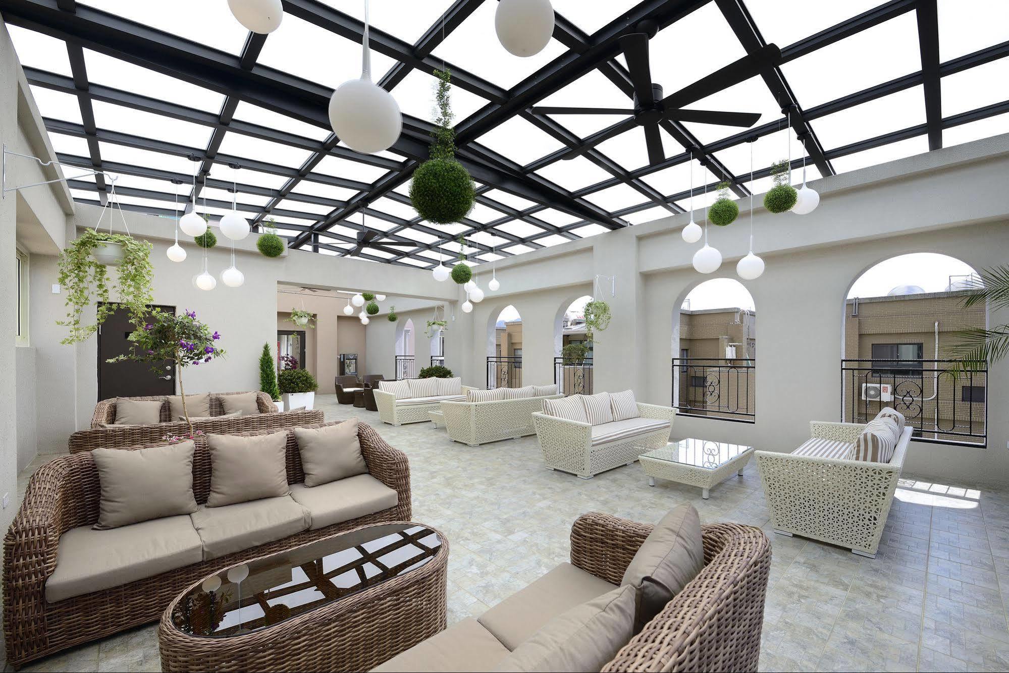 Caffir Garden Hotel Jiji Exterior photo